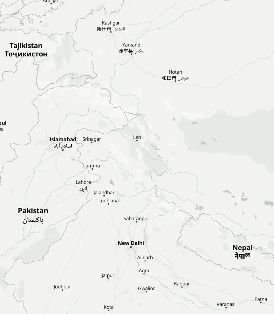 the northern border of India as the free tiles draw it, with Kashmir split and a dotted line through Ladakh, and labels in several scripts